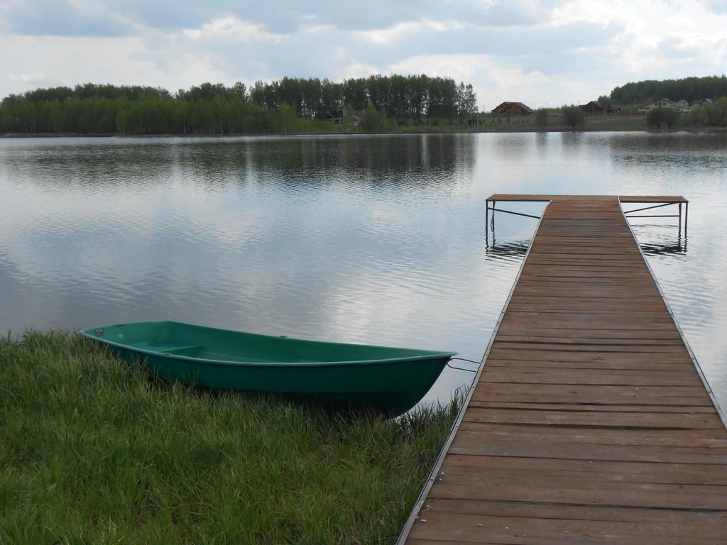 Baza Otdykha Osetrovo Hotel Burakovo  Bagian luar foto