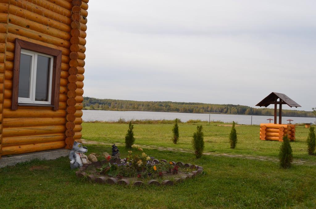 Baza Otdykha Osetrovo Hotel Burakovo  Bagian luar foto